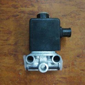 Клапан эл/магнитный КЭМ-10 пневматический КАМАЗ (квадратный) 5320-3721500-01