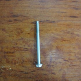 Болт 230731 генератора Cargo