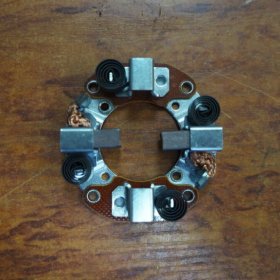 Щеткодержатель стартера 135339 Krauf SHN5339MG